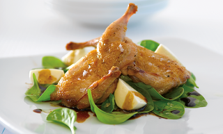 Pan-Roasted Quail with Spinach and Bocconcini Salad